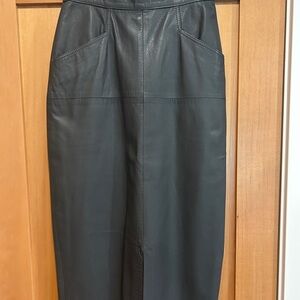 Elegant Black Leather Skirt